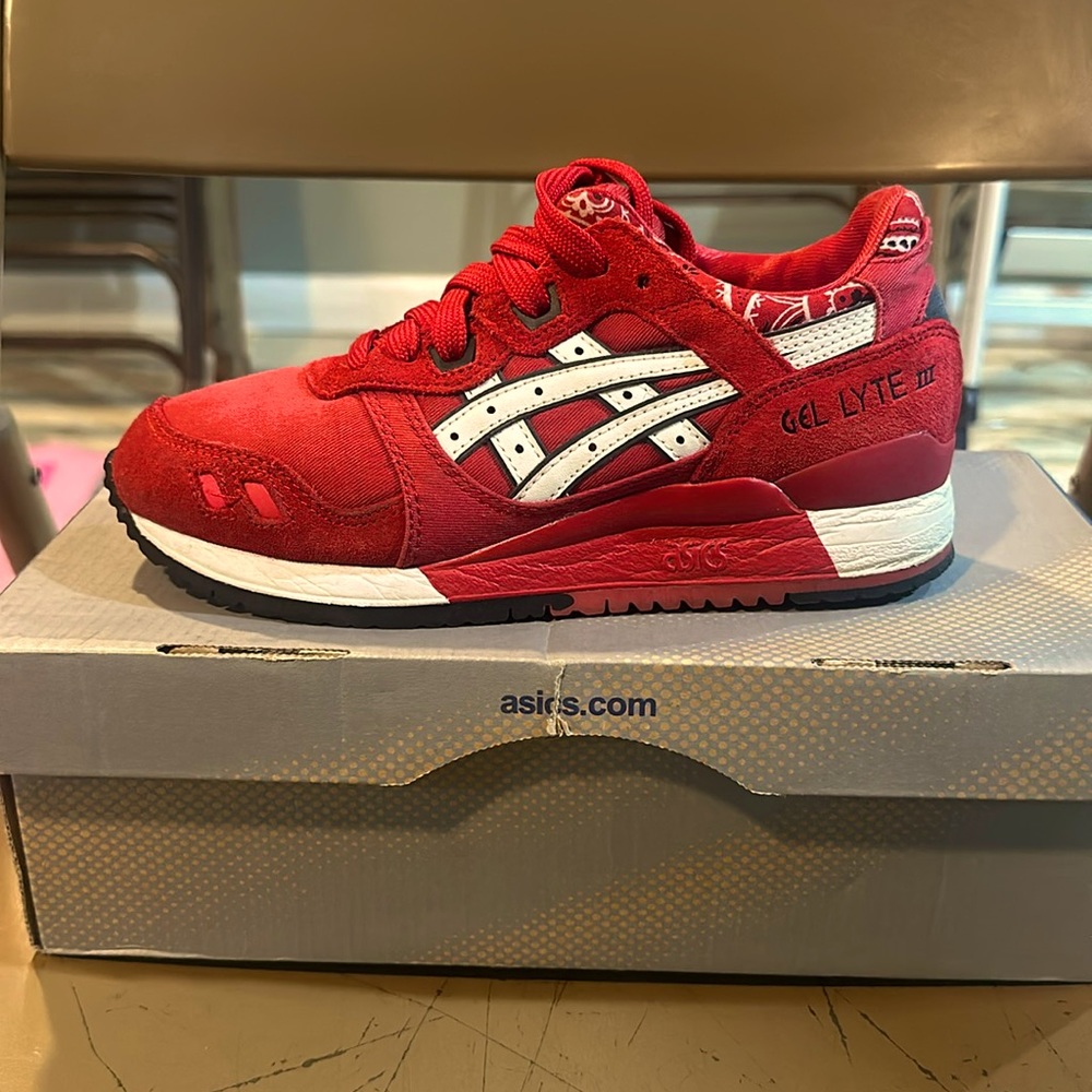 ASICS Gel Lyte III Red Bandana  Men’s Size 4